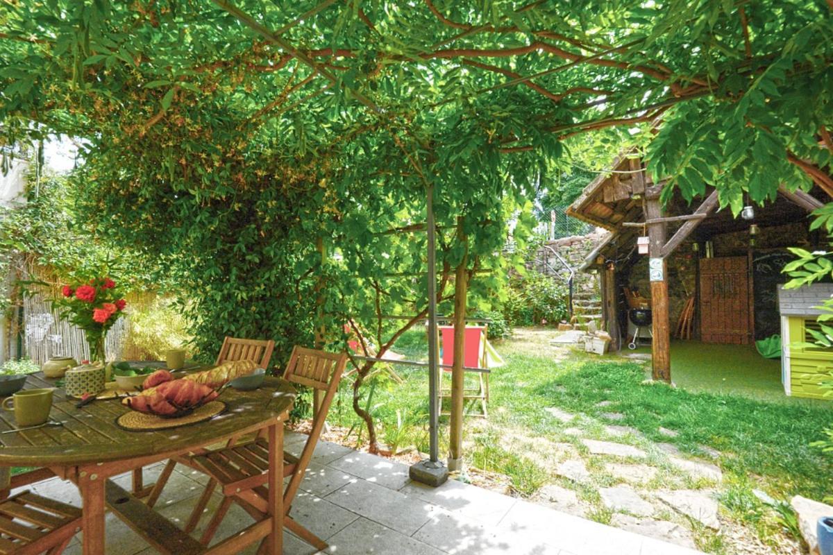 Gite Bredala Situe Dans Les Remparts เอกิสไฮม์ ภายนอก รูปภาพ